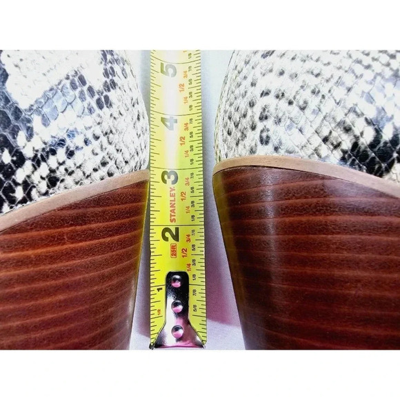 Sam Edelman Size 9.5M Womens Snake Print Leather Side Zip Block Heel Ankle Boots - Picture 2 of 16